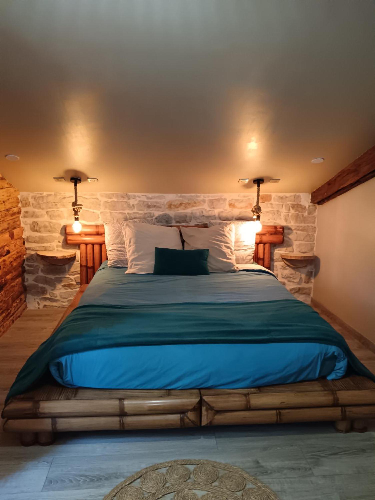 Domaine Moulin De Quincenat Apartment Champagnat  Екстериор снимка
